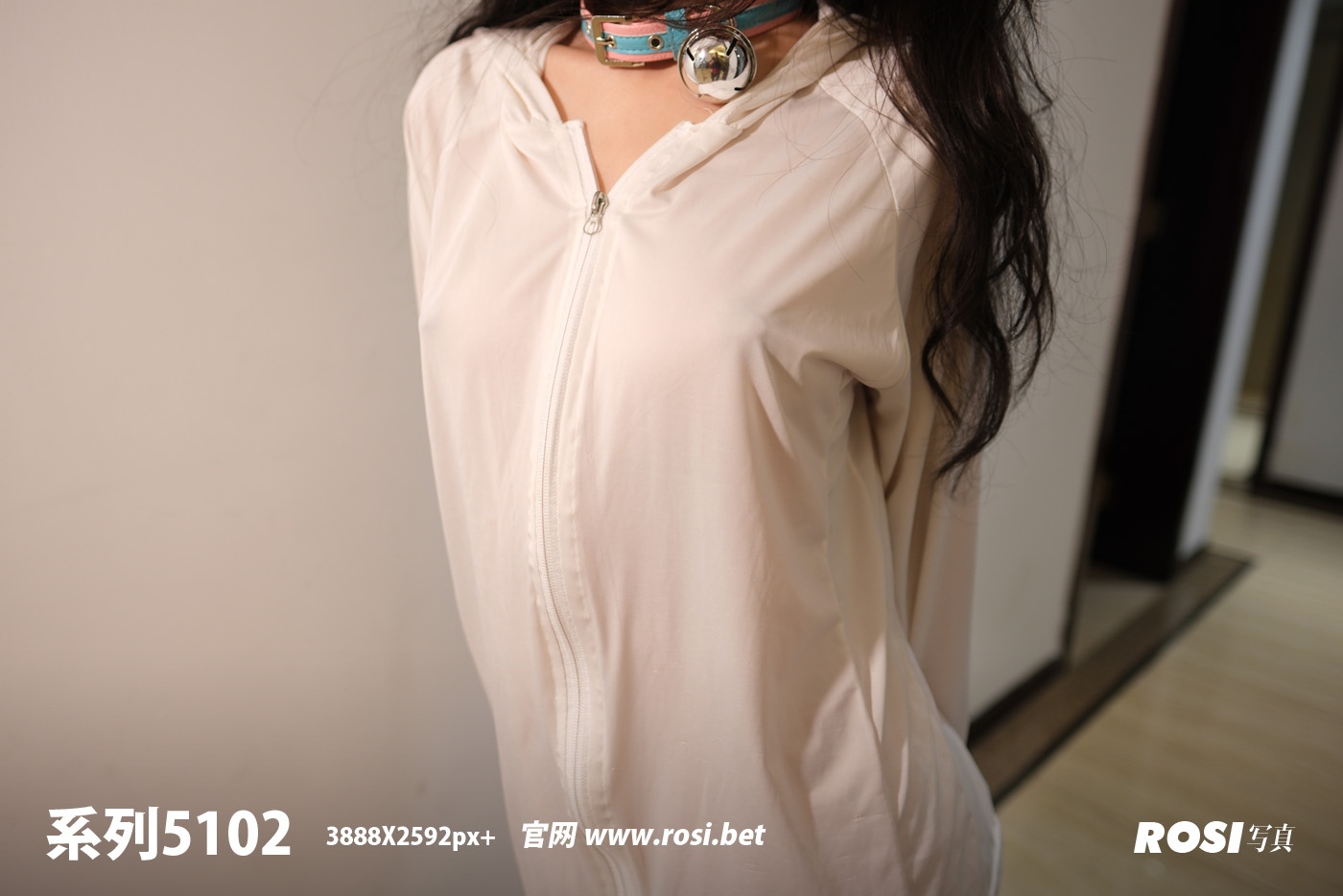 ROSI写真 2025.11.23 NO.5102